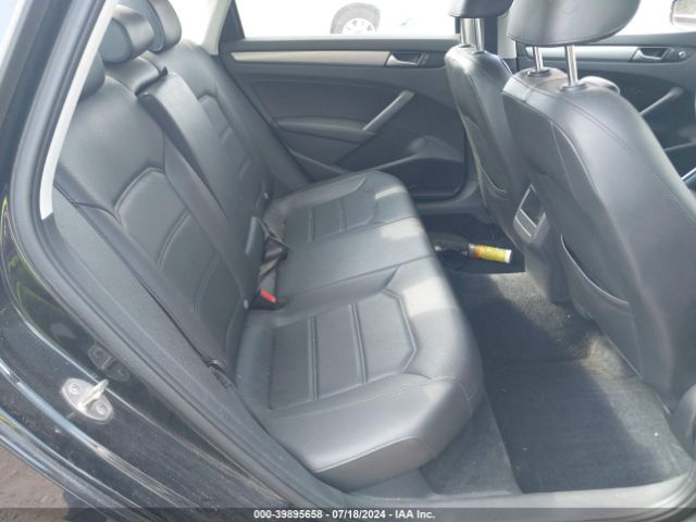 1VWAT7A36FC106115 Volkswagen Passat 1.8t Limited Edition