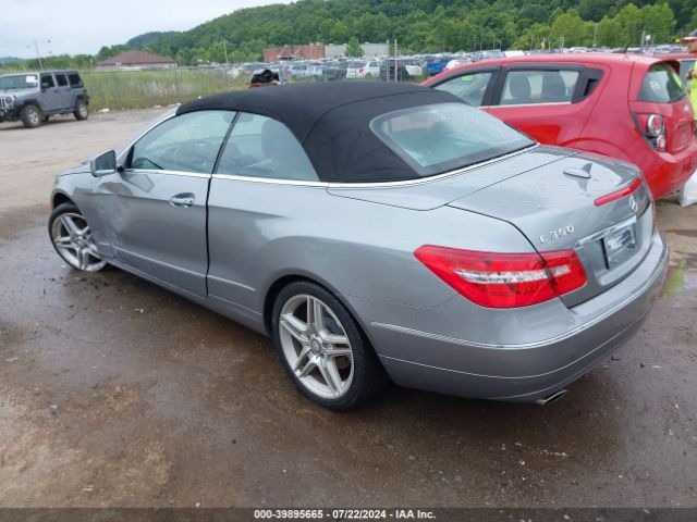 2011 MERCEDES-BENZ E 350 WDDKK5GF0BF057878 Photo 2