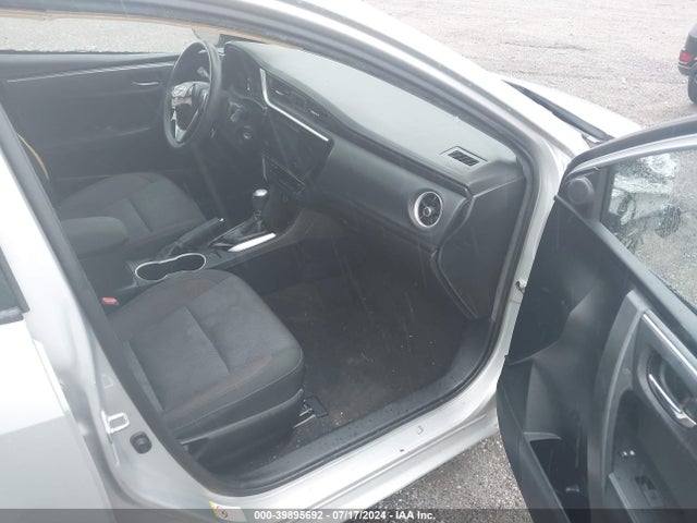 Toyota COROLLA LE 2018 2T1BURHE8JC118807 Image 5