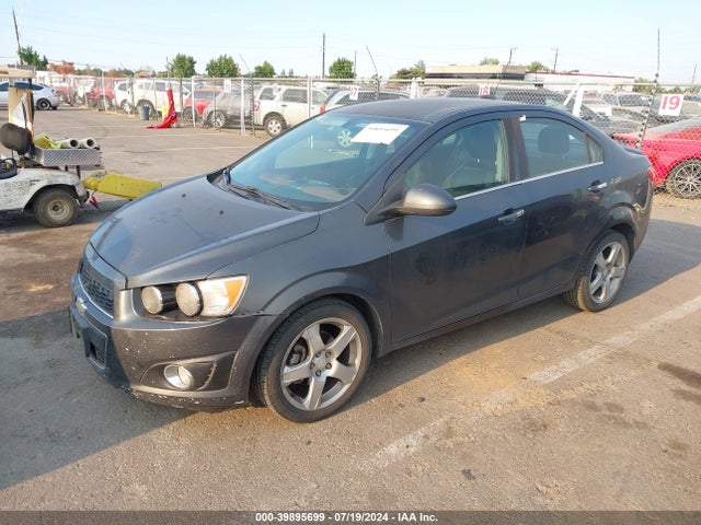 Chevrolet Sonic Ltz Auto 2016 1G1JE5SB3G4136829 Image 2