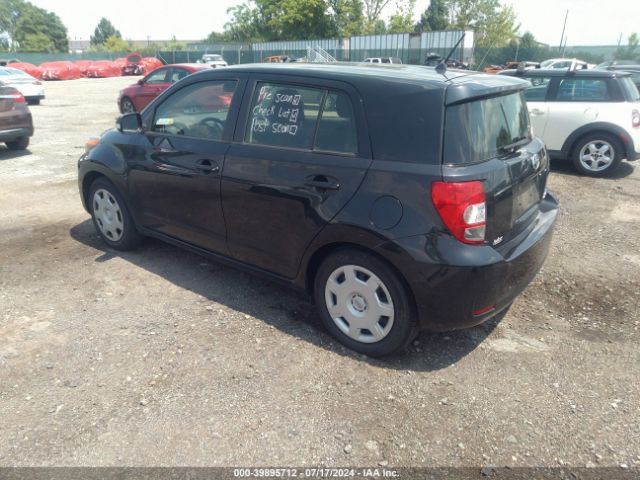 JTKKUPB45E1044706 Scion XD