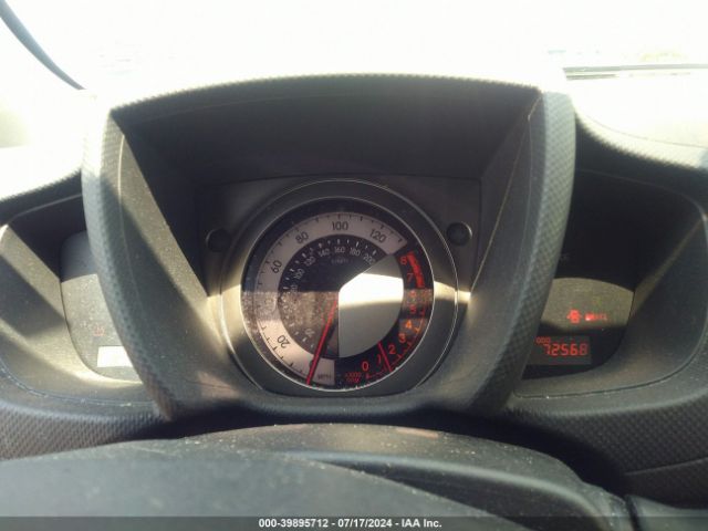 JTKKUPB45E1044706 Scion XD