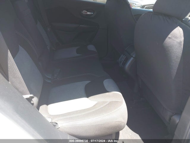 1C4PJLABXGW324643 Jeep Cherokee Altitude