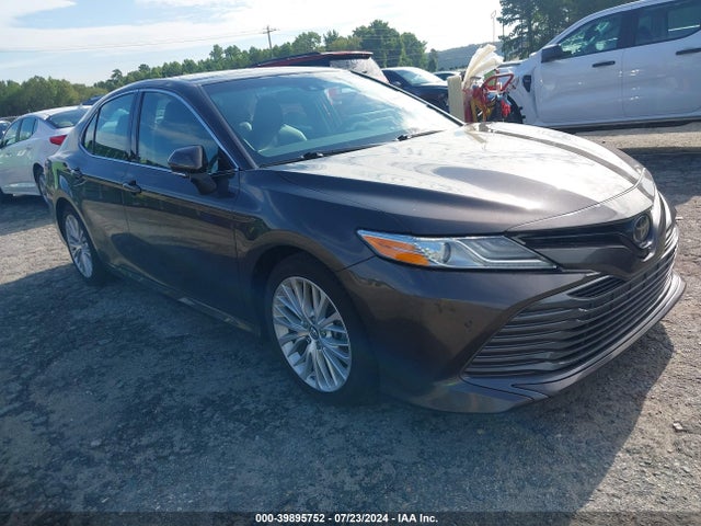 Toyota CAMRY XLE 2019 4T1B11HK9KU719465 zdjęcie główne