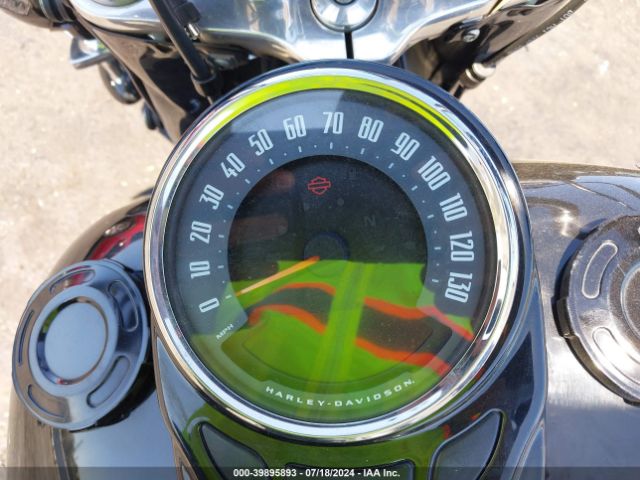 2018 HARLEY-DAVIDSON FLHCS 1HD1YBK31JC015993 Photo 6