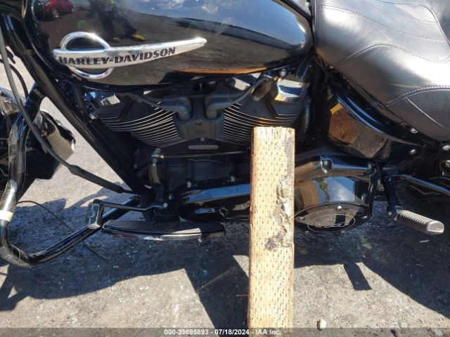 2018 HARLEY-DAVIDSON FLHCS 1HD1YBK31JC015993 Photo 8