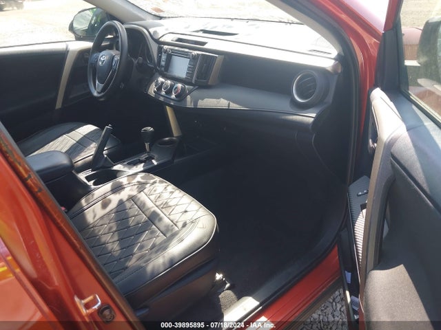 Toyota RAV4 LE 2015 2T3BFREV3FW236842 Image 5