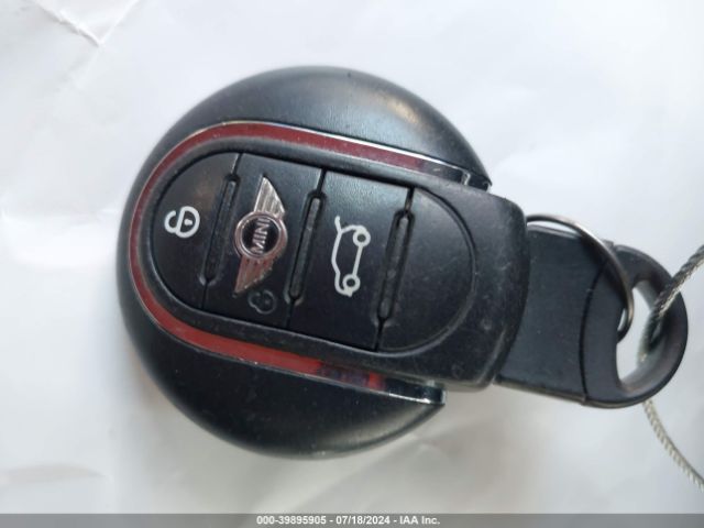 WMWXU1C57G2D11097 Mini Hardtop Cooper