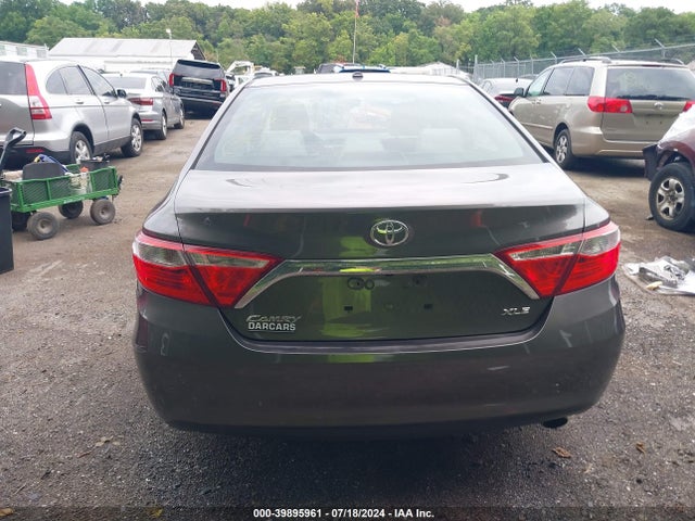 Toyota CAMRY XLE 2016 4T4BF1FK8GR573979 Image 16