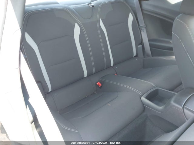 Chevrolet Camaro 1lt 2017 1G1FB1RXXH0131192 Image 8
