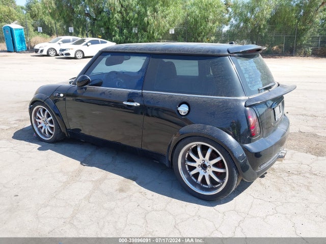 2003 MINI COOPER S WMWRE33443TD66846 Photo 2