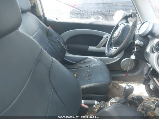 2004 MINI COOPER WMWRC33494TJ61818 Photo 4