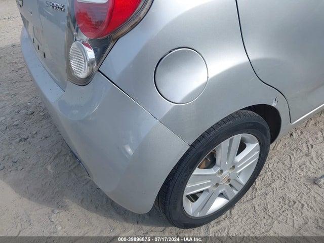 Chevrolet Spark 1lt Cvt 2015 KL8CD6S92FC725891 Image 14