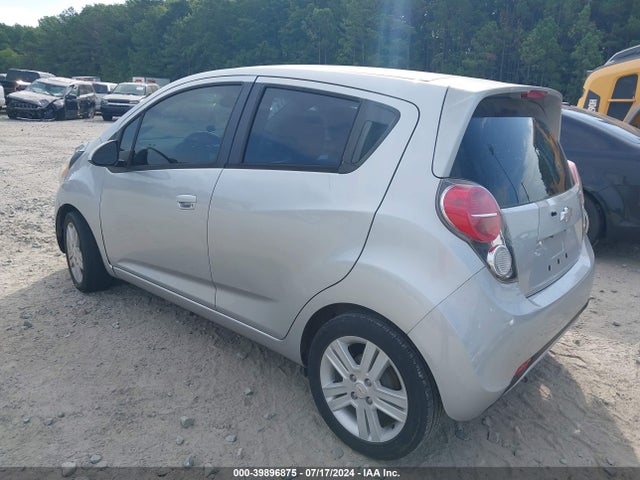 Chevrolet Spark 1lt Cvt 2015 KL8CD6S92FC725891 Image 3
