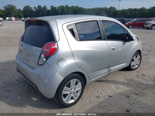 Chevrolet Spark 1lt Cvt 2015 KL8CD6S92FC725891 Image 4