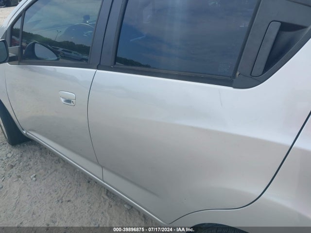 Chevrolet Spark 1lt Cvt 2015 KL8CD6S92FC725891 Image 6