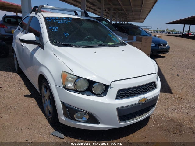 2015 1G1JE5SB2F4118921 main image