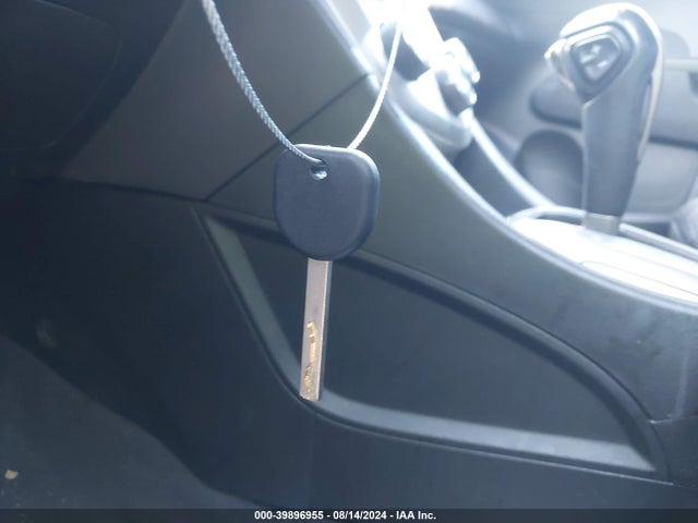 Chevrolet Sonic Ltz Auto 2015 1G1JE5SB2F4118921 Image 11