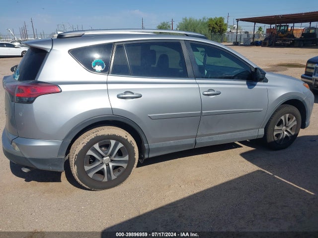 Toyota RAV4 LE 2016 2T3BFREV3GW456399 Image 12