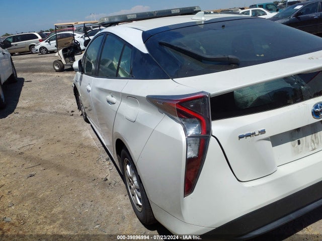 Toyota Prius Two 2017 JTDKBRFU1H3035450 Image 3