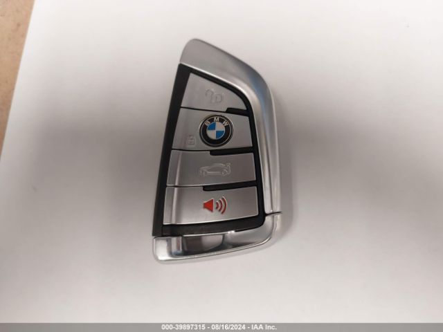 WBA7T2C0XMCG05256 BMW 740I