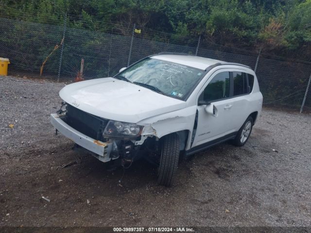 1C4NJDEB5GD588114 Jeep Compass Latitude