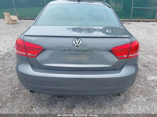 1VWAT7A38EC038964 Volkswagen Passat 1.8t Wolfsburg Edition