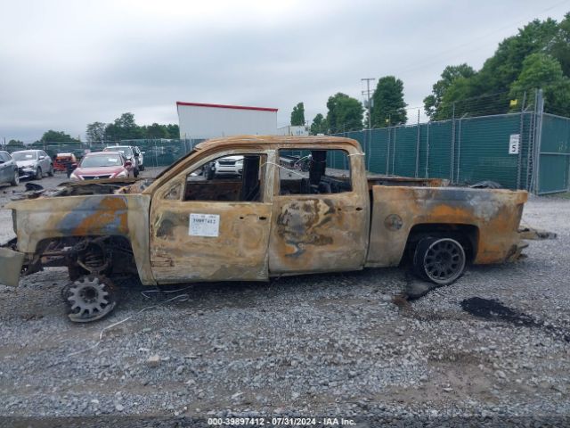 3GCUKREC6JG569113 Chevrolet Silverado 1500 2lt