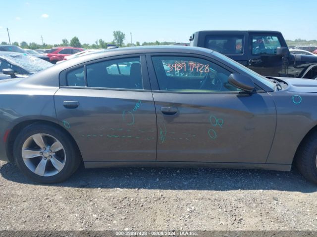 2C3CDXHG2HH561646 Dodge Charger Sxt Rwd
