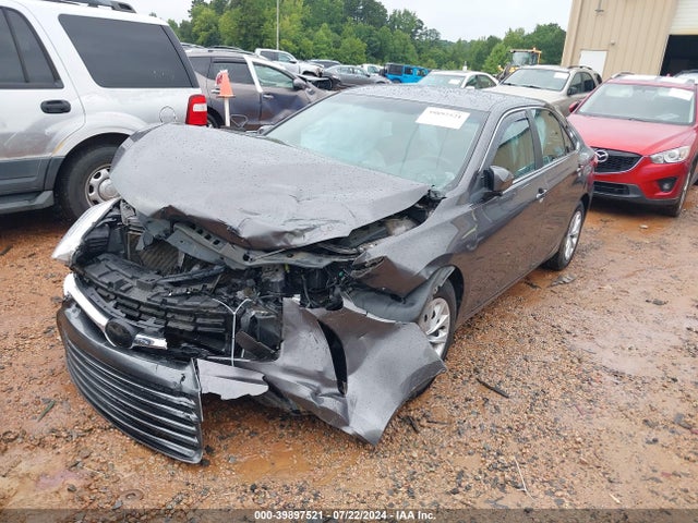 Toyota CAMRY LE 2015 4T4BF1FK8FR479972 Image 2