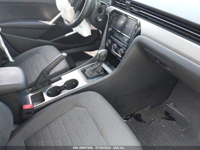 1VWAA7A37MC006608 Volkswagen Passat 2.0t S