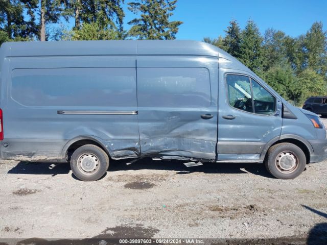 1FTBR3X82NKA15333 Ford Transit-250 Cargo Van