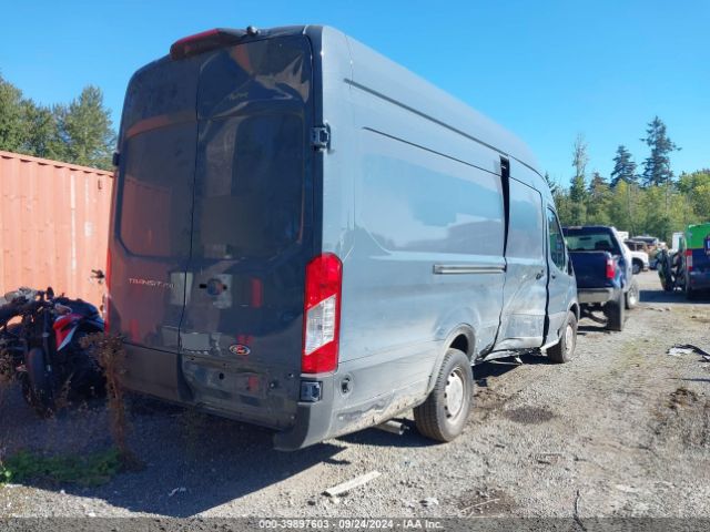 1FTBR3X82NKA15333 Ford Transit-250 Cargo Van