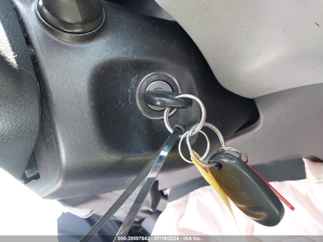 Toyota Sienna L 7 Passenger 2019 5TDZZ3DC4KS003826 Image 11