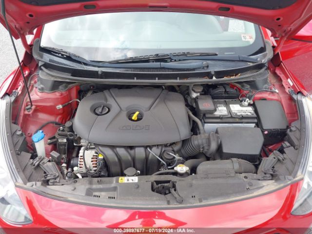 KMHD35LH1GU317565 Hyundai ELANTRA GT
