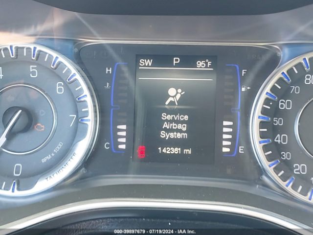 1C3CCCAB5FN564037 Chrysler 200 Limited