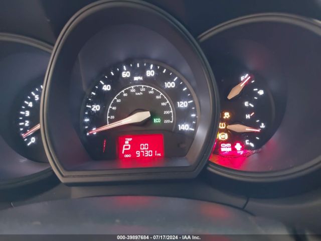KNADM4A3XE6395294 KIA RIO LX