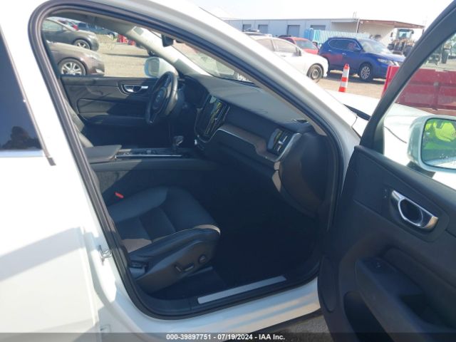 YV4102DKXM1773907 Volvo Xc60 T5 Momentum