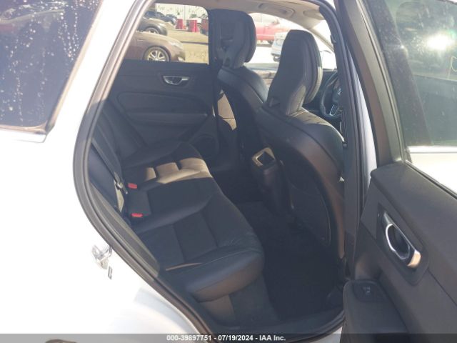 YV4102DKXM1773907 Volvo Xc60 T5 Momentum