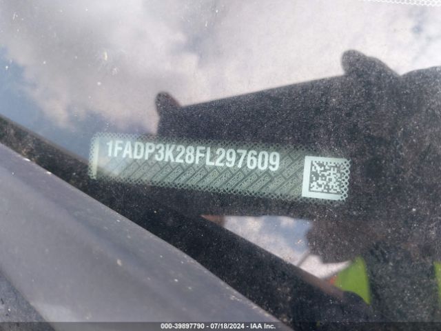 1FADP3K28FL297609 Ford FOCUS SE