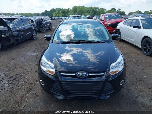 Ford FOCUS SE 2014 1FADP3K29EL258977 Image 6