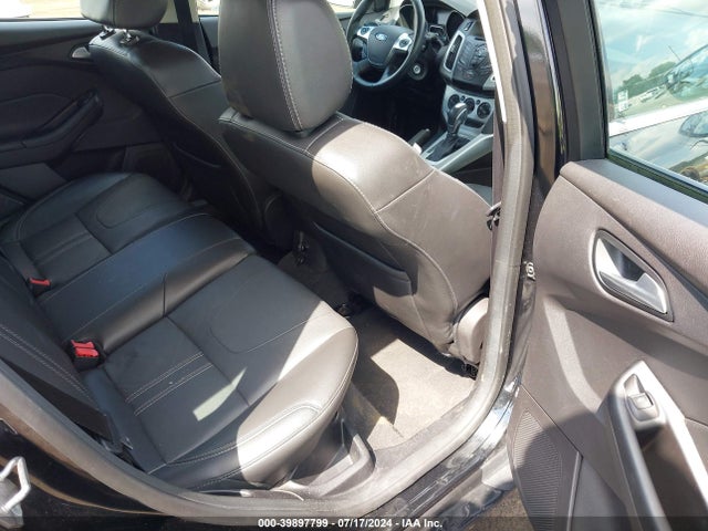 Ford FOCUS SE 2014 1FADP3K29EL258977 Image 8