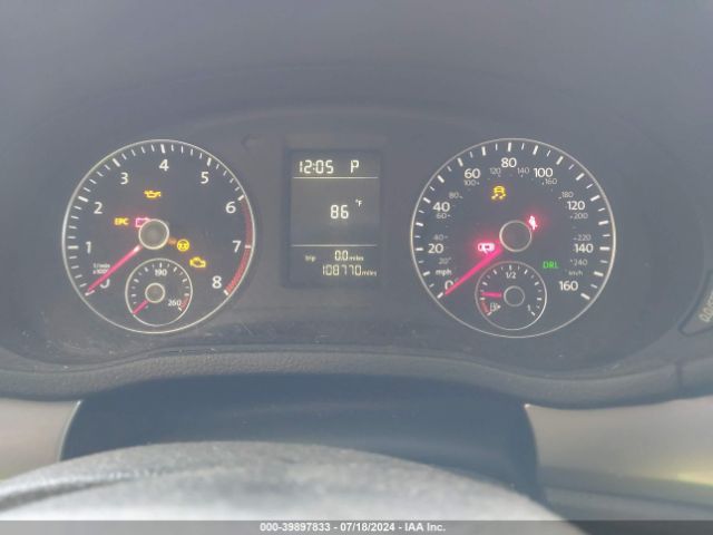 1VWAT7A36FC082348 Volkswagen Passat 1.8t Wolfsburg Edition