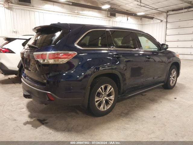 Toyota Highlander Le Plus V6 2016 5TDZKRFH8GS155874 Image 4