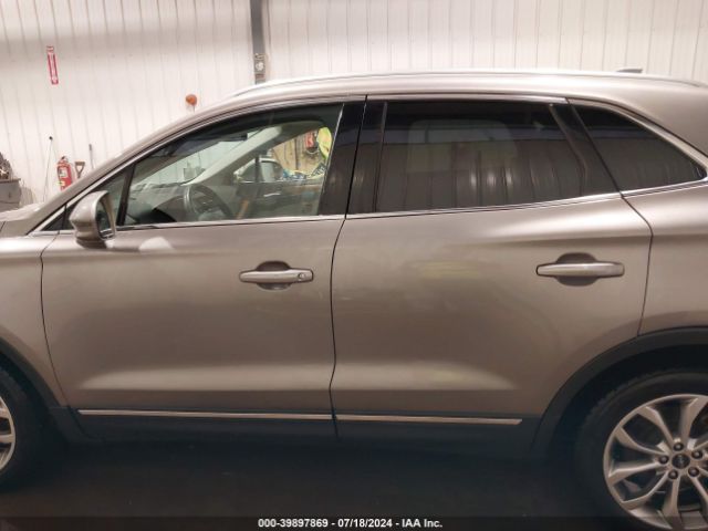5LMCJ2D96HUL16286 Lincoln MKC SELECT