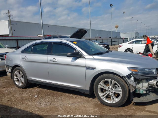 1FAHP2D87JG105661 Ford TAURUS SE