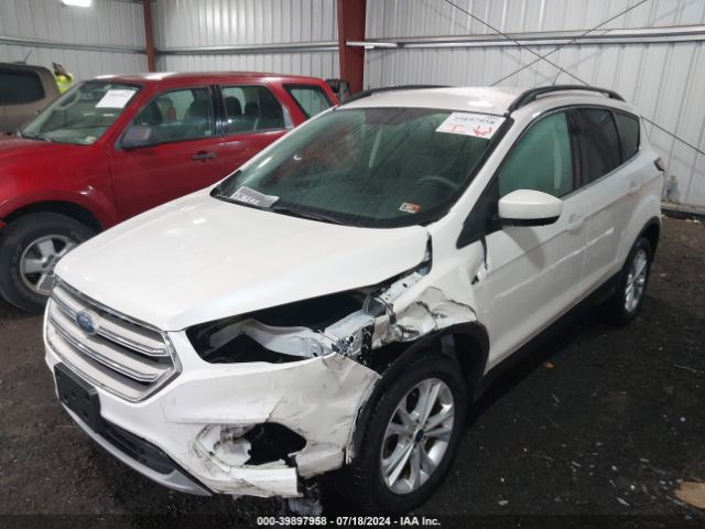 1FMCU0GD3JUC85082 Ford ESCAPE SE