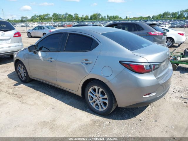 3MYDLBZV3GY110593 Scion IA