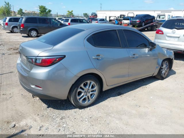 3MYDLBZV3GY110593 Scion IA