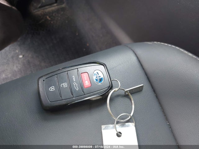 Toyota Venza Xle 2022 JTEAAAAH2NJ105289 Image 11